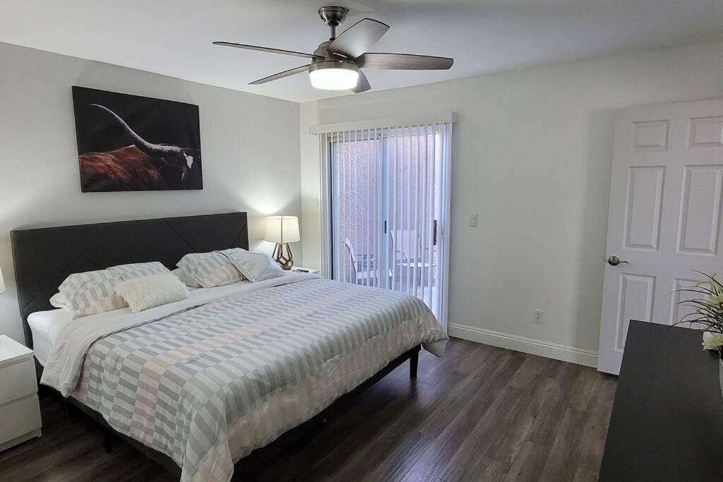 L - Fully Remodeled And Professionally Decorated Лас-Вегас Екстер'єр фото